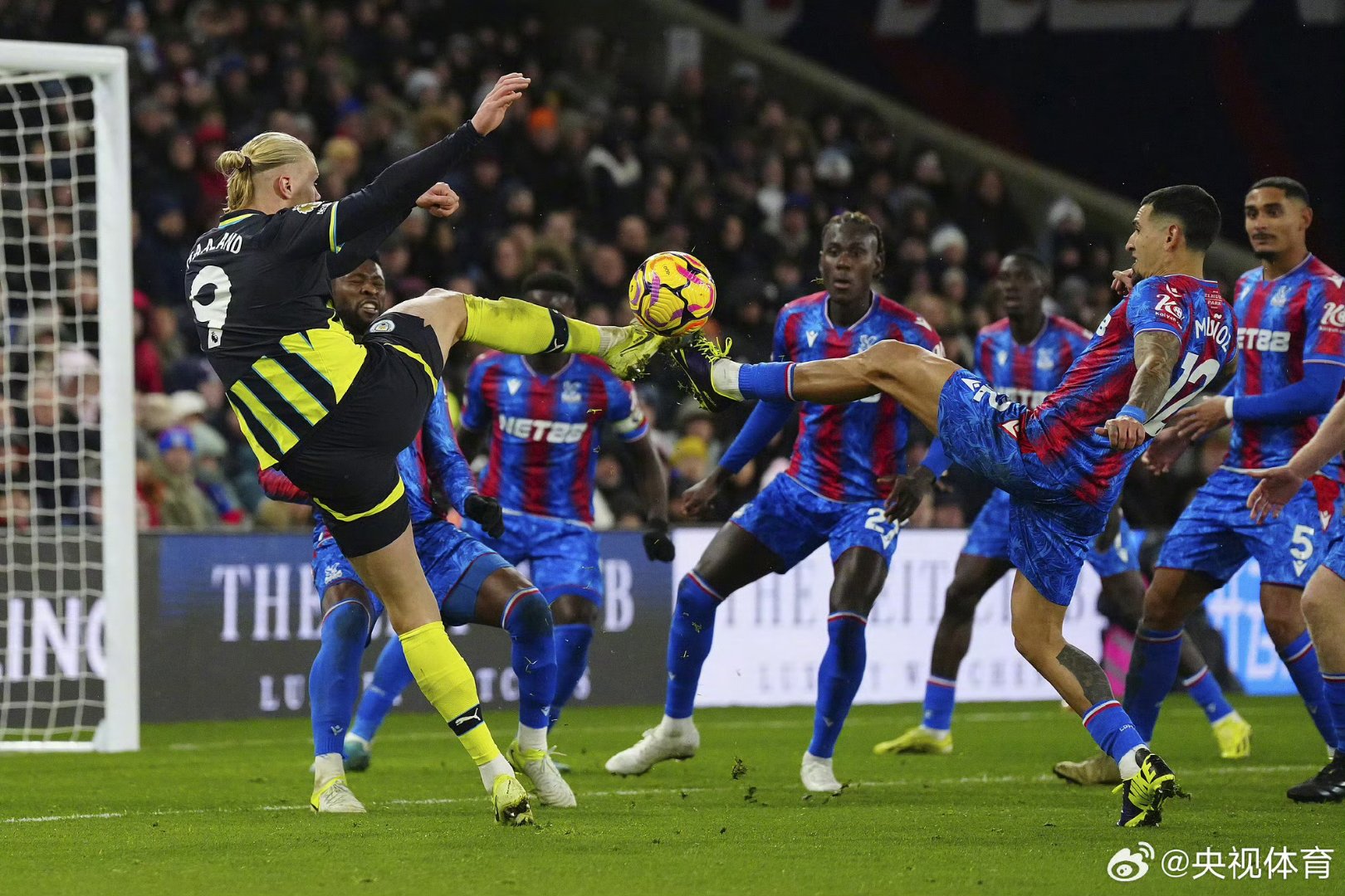 曼城轻取多特蒙德,凯恩点燃赛场 曼城轻取多特蒙德,凯恩点燃赛场