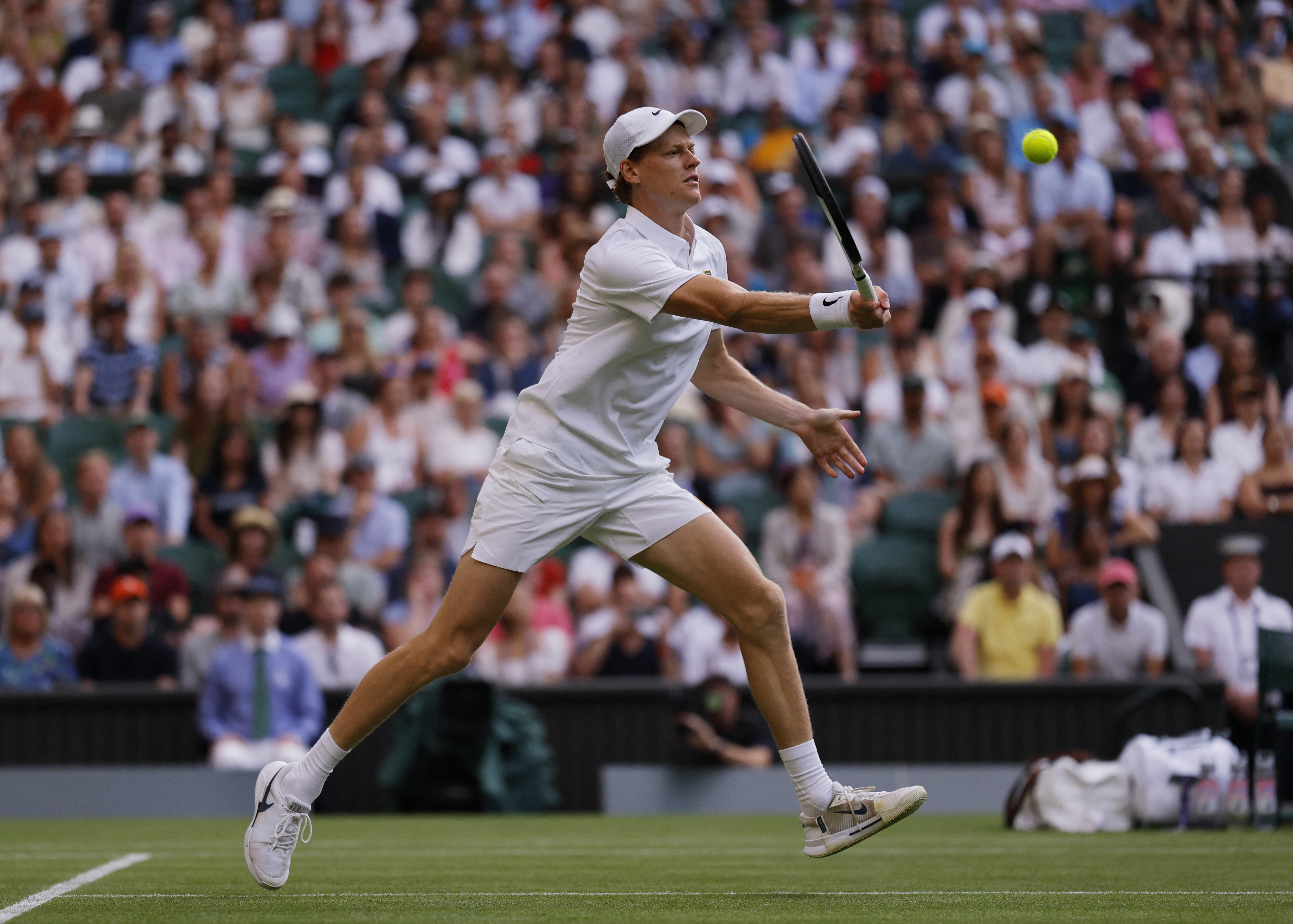 雷速体育直播-ATP总决赛翻盘温网，辛纳带队取胜