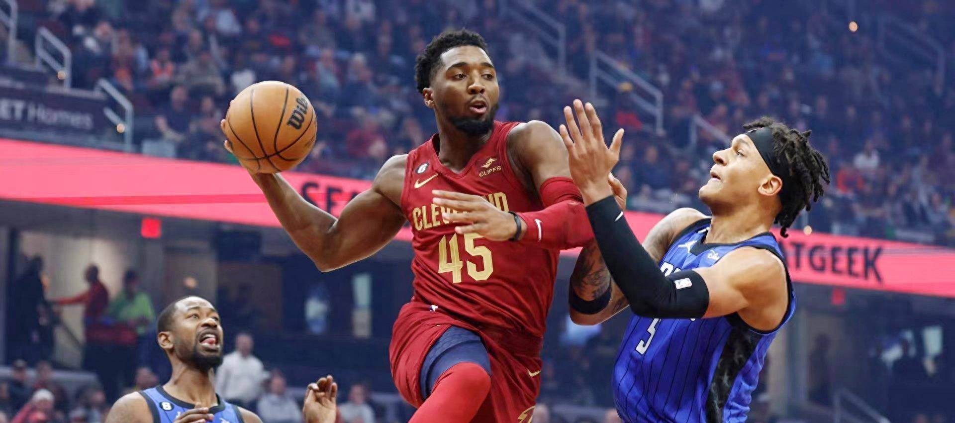 湖人翻盘福建队，西亚卡姆高光表现