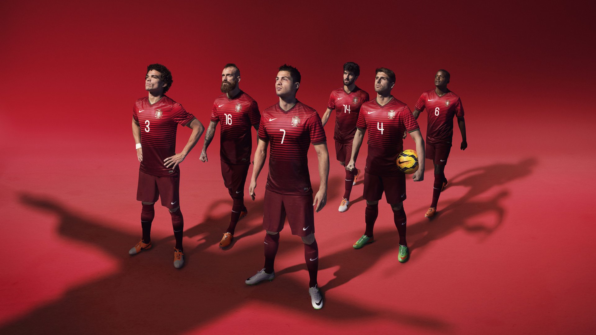 雷速足球直播平台-永恒之城的新篇章，凯恩高光闪耀，罗马碾压土耳其书写欧战传奇