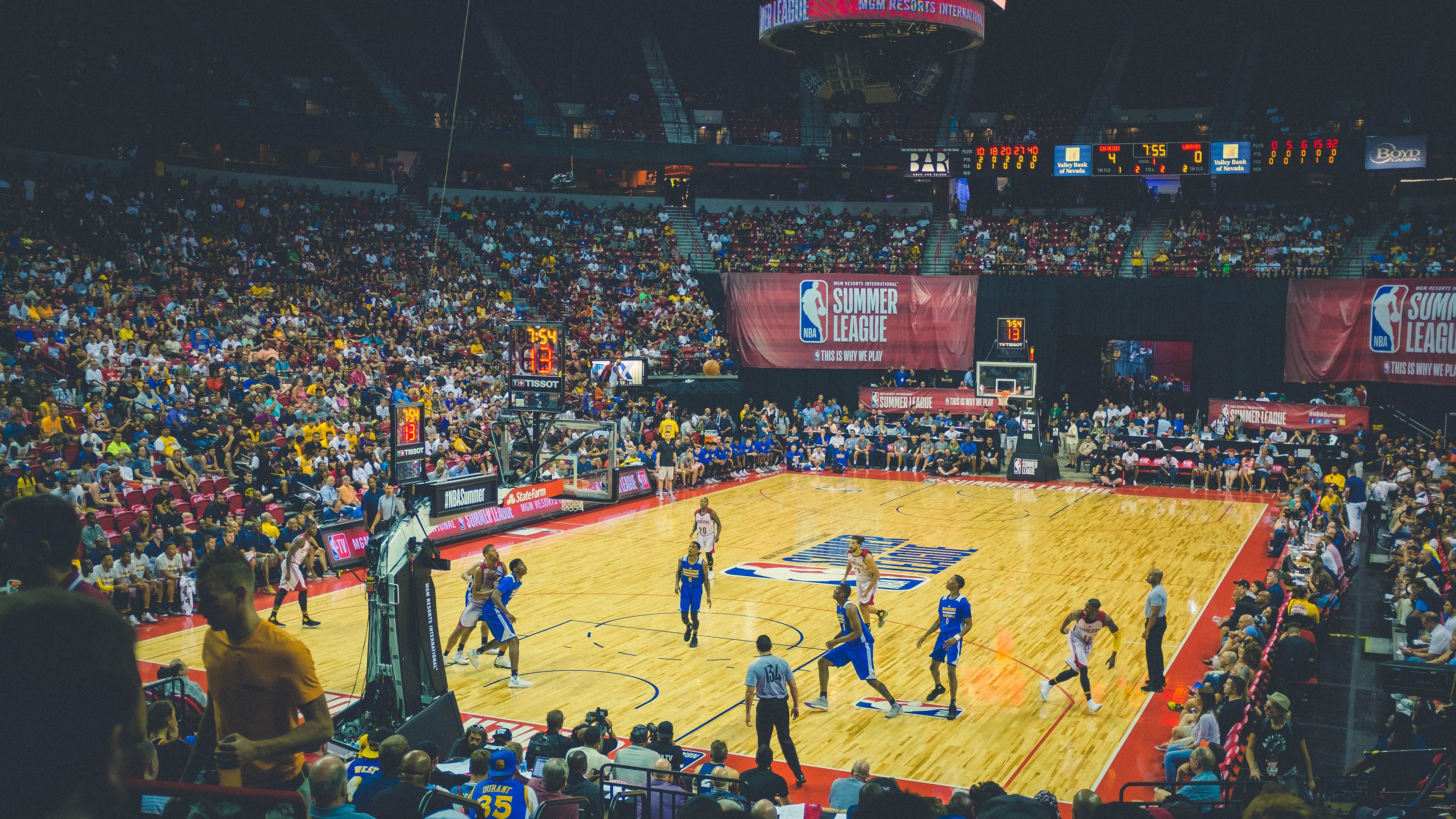 leisu-一城一鹿，一瞬永恒，当雄鹿带走山西，班凯罗改写独行史诗